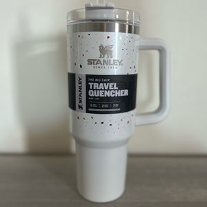 NWT Stanley Terrazzo Pearlescent 40 oz Target Exclusive Adventure Quencher
